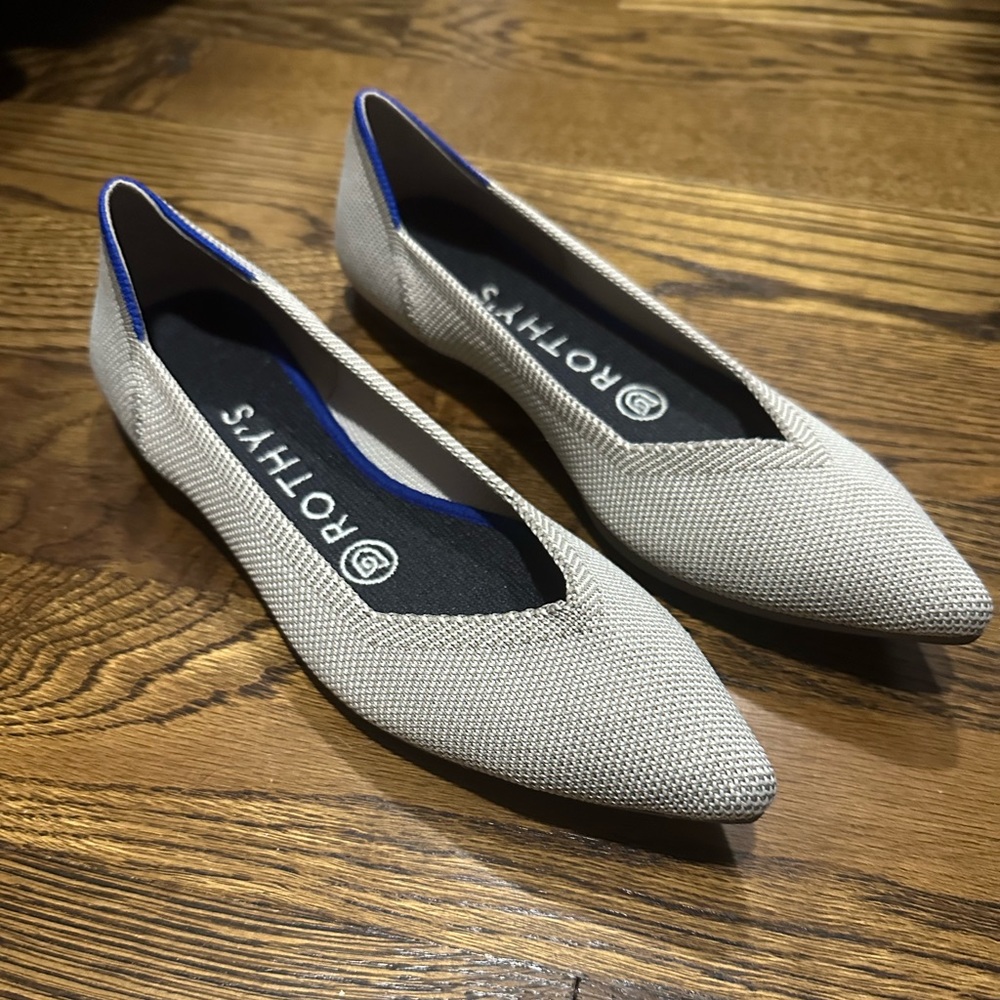 Rothy’s the point light gray size 6